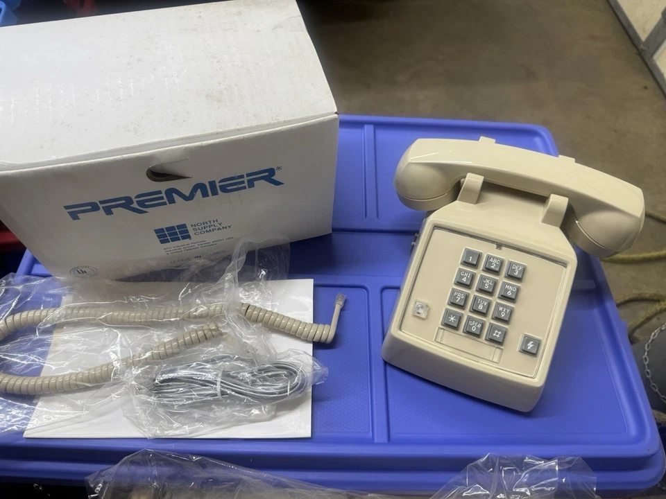 Teléfono de escritorio NOS Premier con flash y luz de espera de mensaje 250044-MBA-27F-CH ceniza Foto 2 de 4