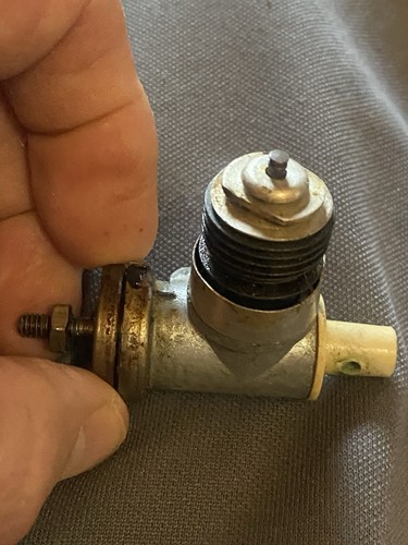 Vintage Rc Plane Engine Airplane Model Motor - Picture 6 of 7