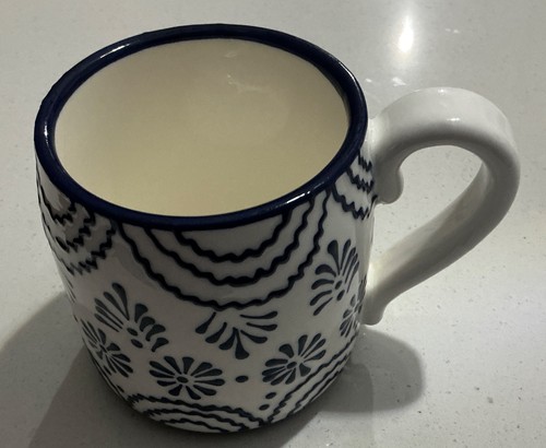 BRAND NEW MUD PIE WAVY BLUE FLORAL COFFEE MUG CUP