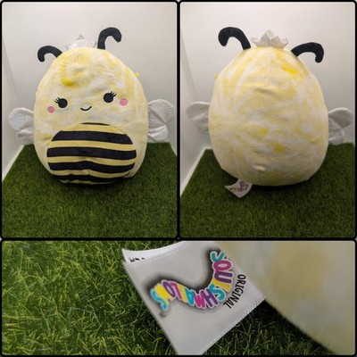Squishmallows Sunny 8 Zoll Bienenkönigin plus Flügel & Krone Plüschtier Kellytoy Stofftier