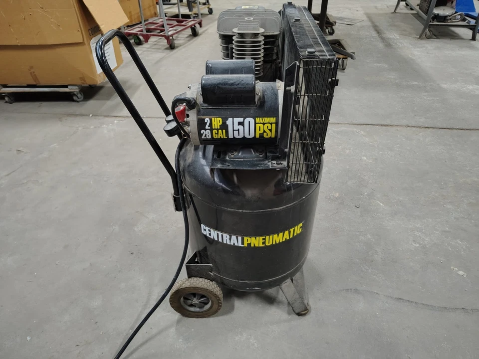 Центральный пневматический 29 галлонов 2 лс 150 фунтов на квадратный дюйм чугунный вертикальный воздушный компрессор /рабочий - Изображение 3 из 4