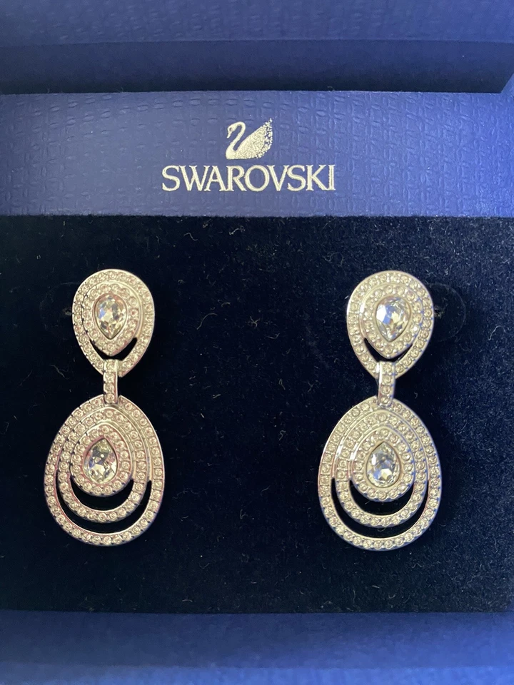 Schicke Damen Ohrringe von Swarovski! Rhodiniert. Original! NEU! OVP