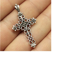 CELTIC KNOT CROSS  IRISH CHRISTIAN Pendant On 18" 925 Sterling Silver Necklace