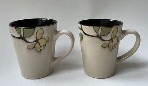 MIKASA Gourmet Basics EMORY COFFEE CUPS/MUGS Yellow Floral 12 oz. Set of 2 -C55