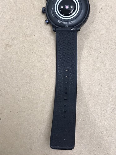 Funda Michael Kors Access MKGO 43mm Tono Negro con Correa de Silicona MKT5072 - Imagen 10 de 16