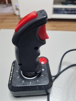 Sehr seltener refurbd schwarz-roter Gepard Annihilator Joystick Beschreibung lesen