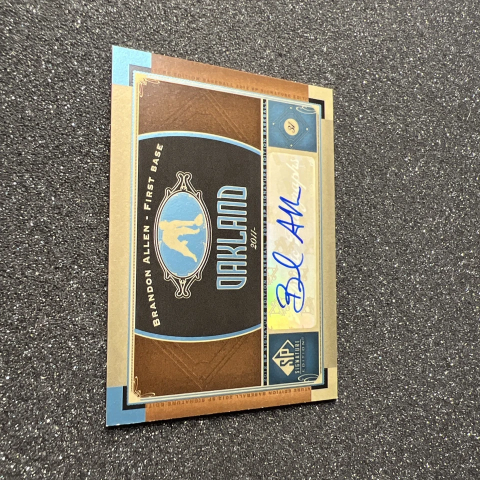 2012 UD SP Signature BRANDON ALLEN #7 Oakland Rookie AUTO - BASEBALL CARD - Image 2 of 4