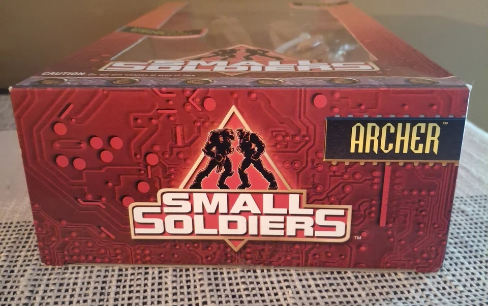 Boneco de ação 1998 vintage Small Soldiers Archer posável Gorgonite 12 polegadas Hasbro - Imagem 4 de 4