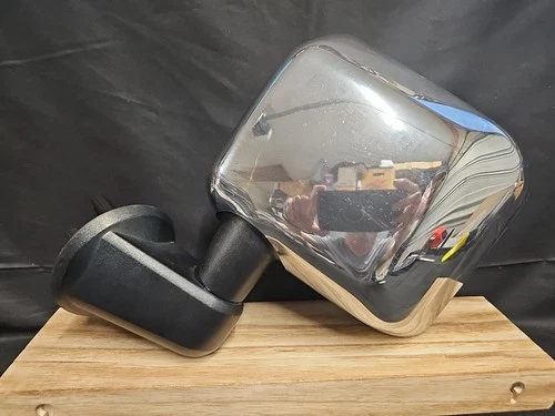 Jeep JK Wrangler OEM Driver Side Manual Front Mirror Assembly 2007-2017 Chrome