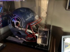 Derrick Henry Signed Full Size Helmet with 2023 Black Vanta Rare Case Hit