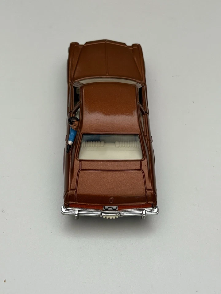 Coche Corgi 290 Kojak Buick con caja original y figura en buen estado Foto 2 de 4