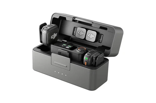 DJI Mic 3 (2 Transmitters + 1 Receiver + Charging Case)