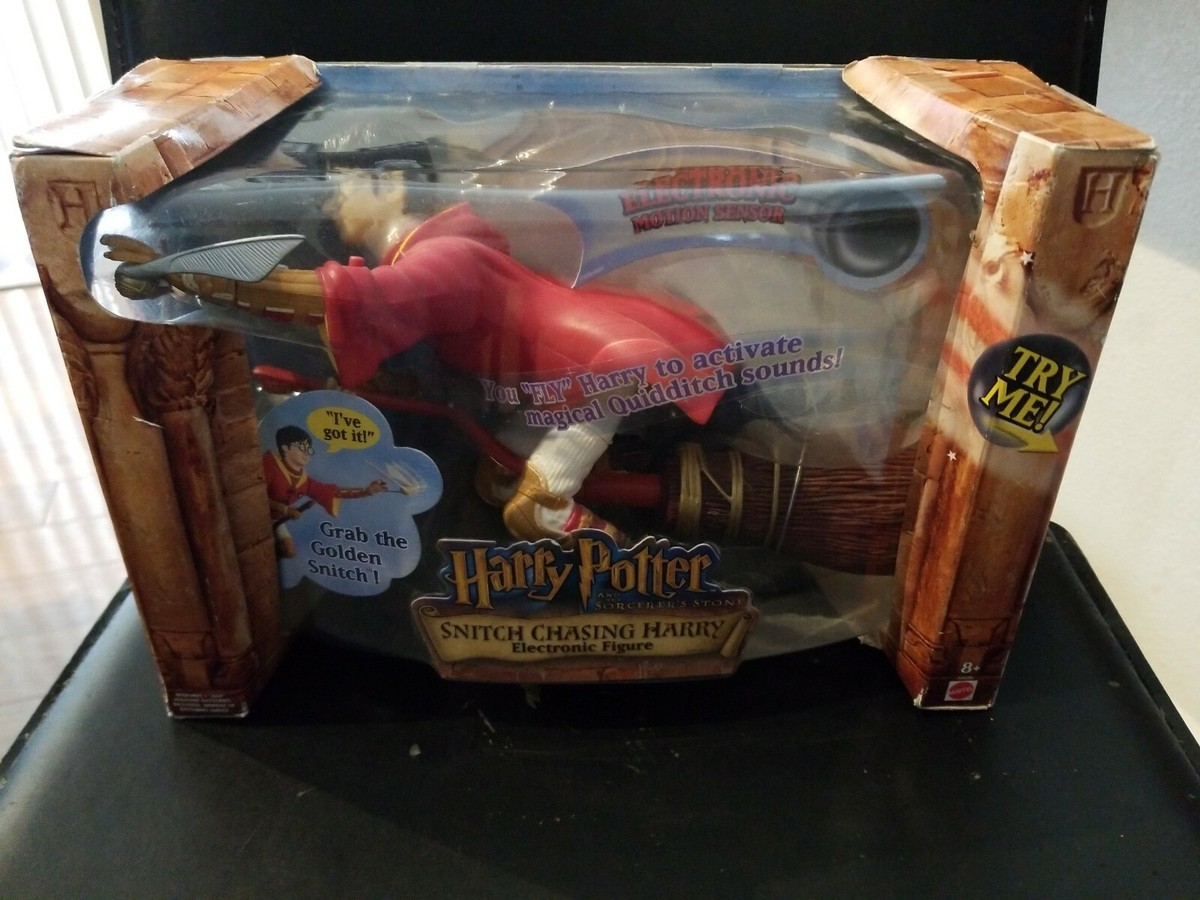Harry Potter 2001 Electronic Action Figure - Snitch Chasing Harry