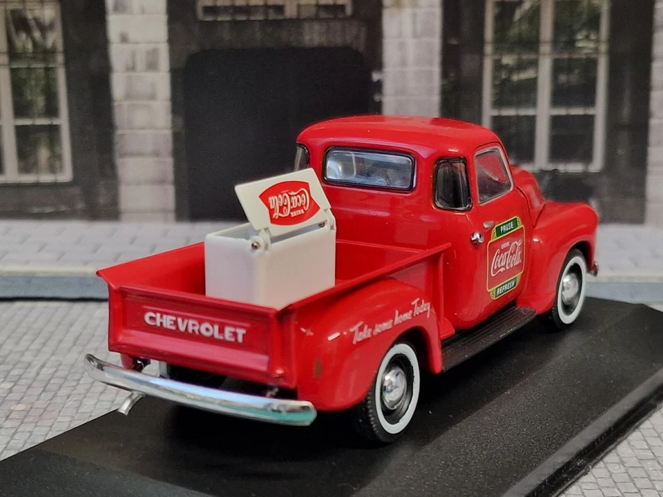 MOTOR CITY CLASSIC 1/43 - CHEVROLET CHEVY PICK-UP - COCA-COLA WITH COOLER 1953 - Immagine 3 di 4