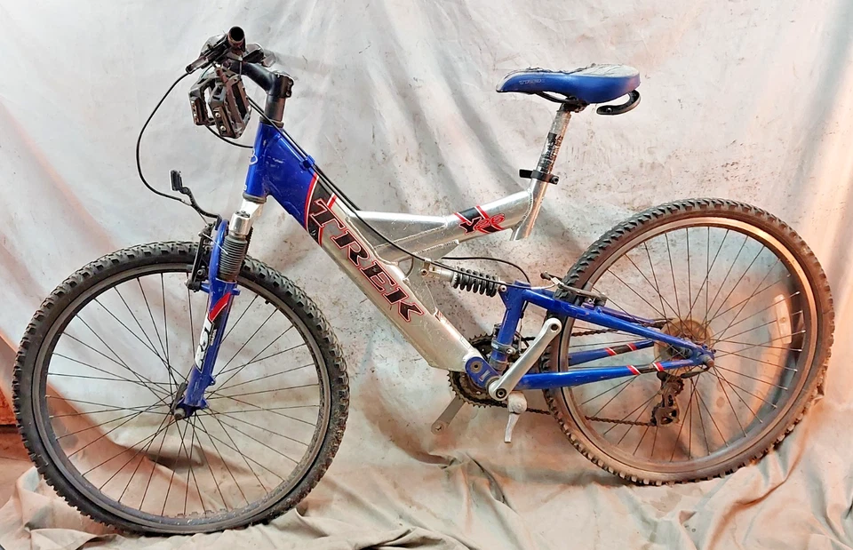 2004 Trek Y26 RST FS MTB Bike 17.5" Medium Softtail Full-Suspension 26" USA Made - Image 2 of 4