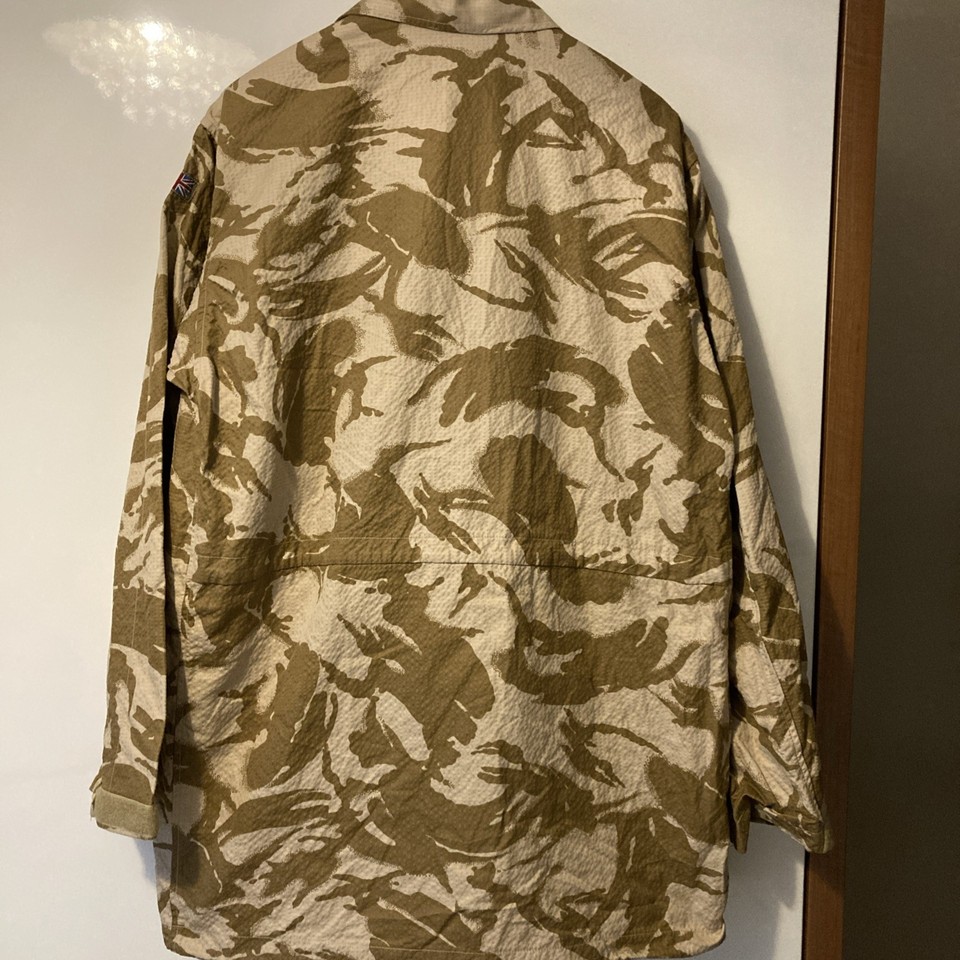 jacket is a British Army Desert DPM (Disruptive Pattern Material)field ...