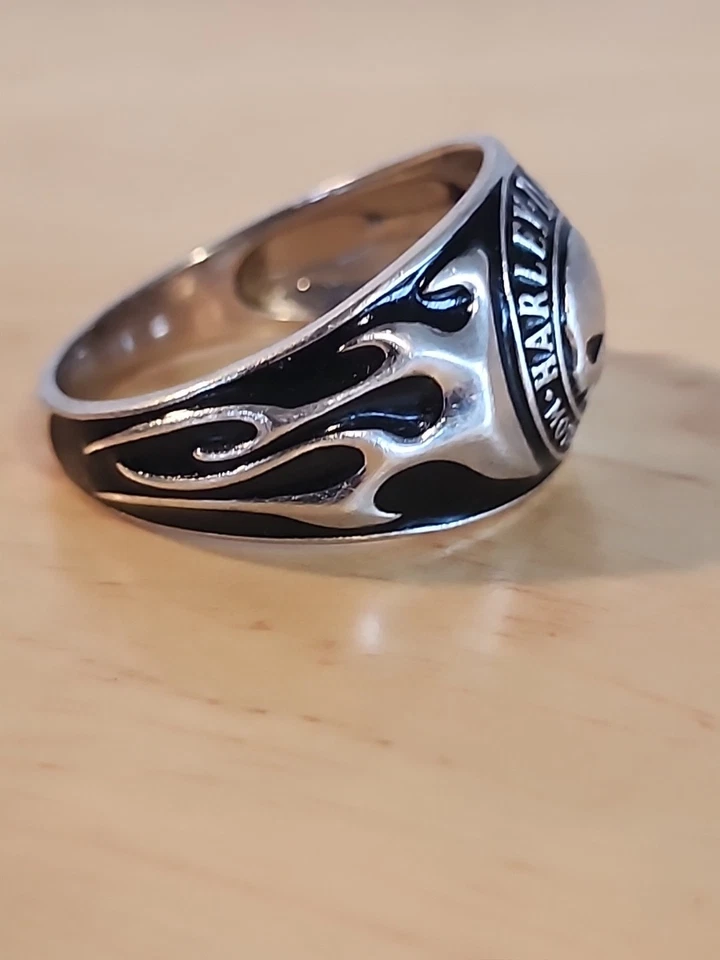Anillo de acero inoxidable para hombre Harley-Davidson Willie G talla 13 Foto 2 de 3
