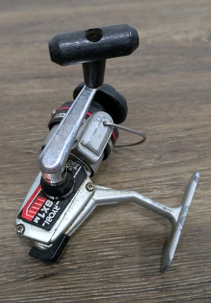 Vintage Ryobi SX1m The Silver Cloud Spin Cast Fishing Reel Grey