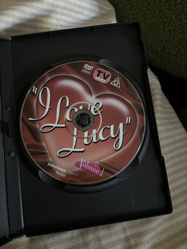 I Love Lucy Volume 1 DVD 3 Classic Episodes - Picture 3 of 3