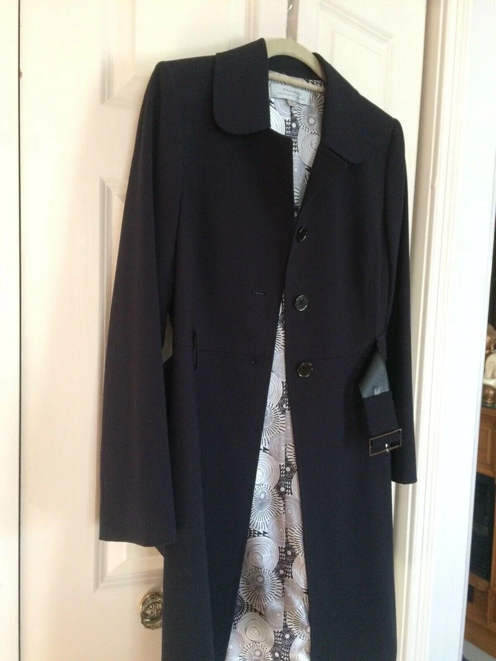 Abrigo para mujer Tahari Arthur S Levine 8 forrado negro con cinturón Pit-pit 20” largo 38” Foto 2 de 4