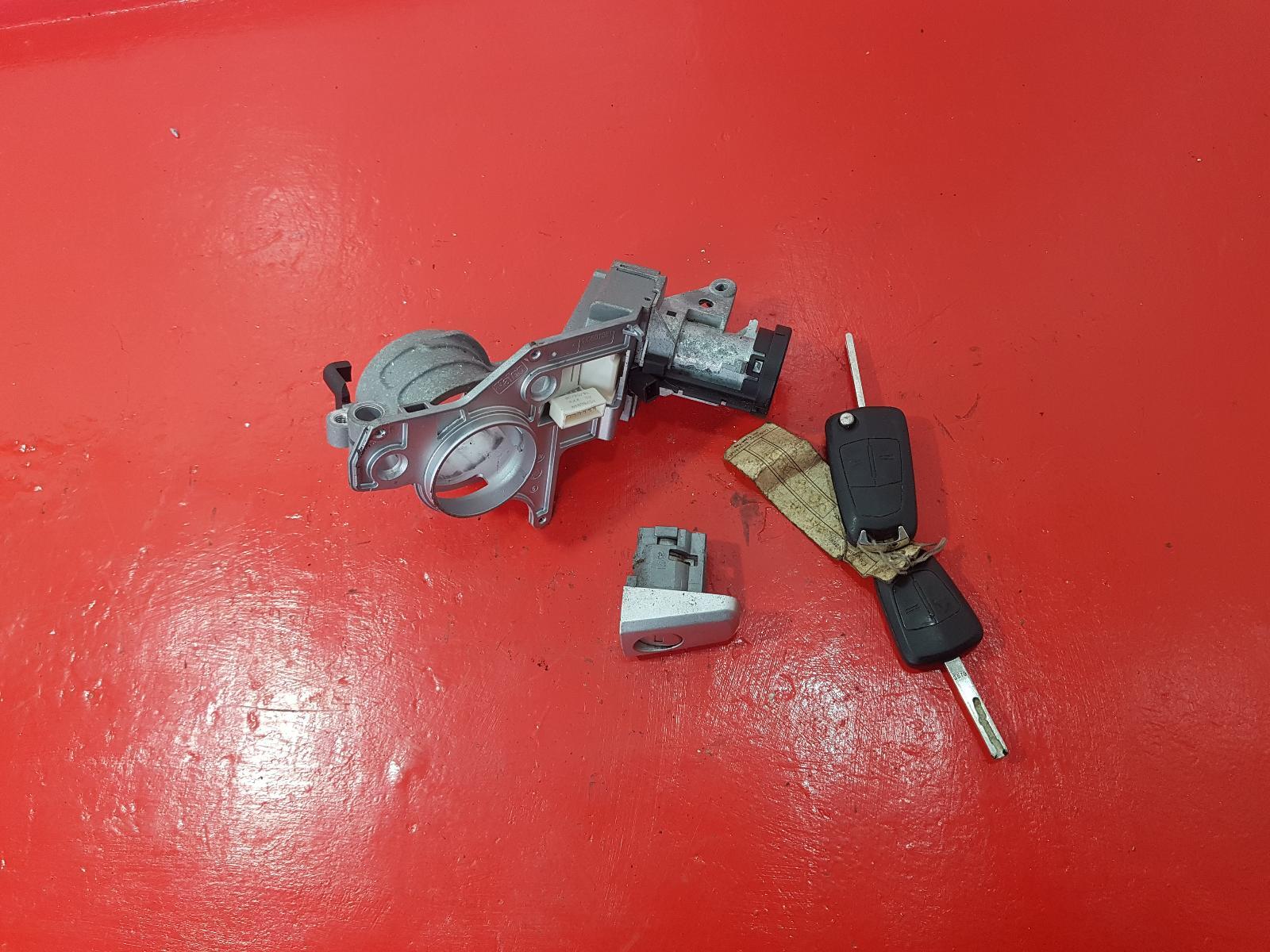2008 VAUXHALL ZAFIRA Ignition W/Key eBay