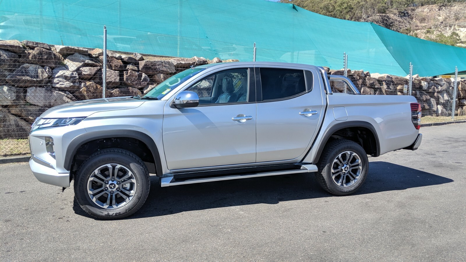 GENUINE Mitsubishi Triton MR Fender Flares Wheel Arch MATTE BLACK eBay