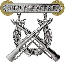 GENUINE U.S. MARINE CORPS QUALIFICATION BADGE: SILVER RIFLE EXPERT PIN
