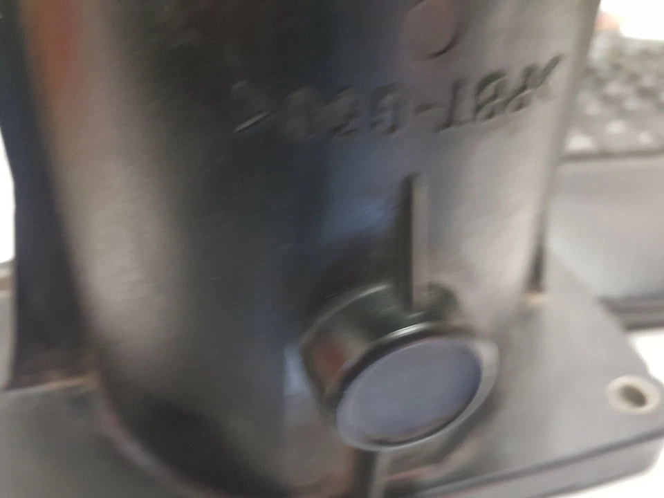 Sensor medidor de flujo de aire de masa 87 Mitsubishi Raider E5T05371 usado Foto 3 de 4