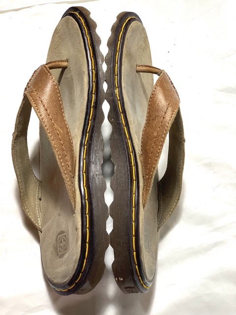 DR. MARTENS THONG SANDALS SIZE 9 | eBay