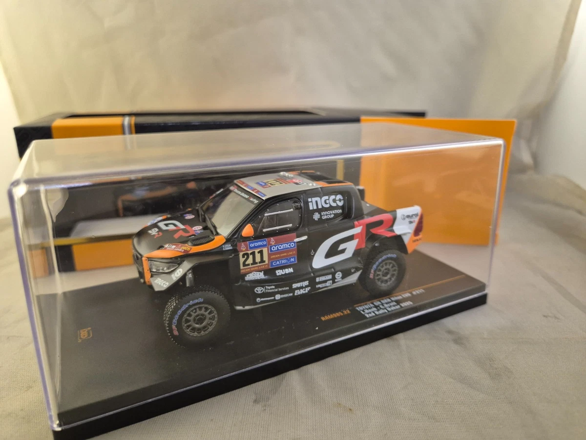 Norev 1:43 - 2 - Voiture miniature - Porsche 911 - La légende du Dakar - Catawiki