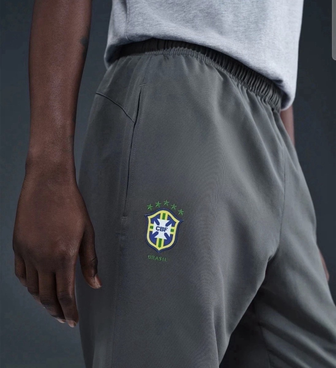 半ペア販売 nike ブラジル 2004 トータル90 リイシュー トラックパンツ