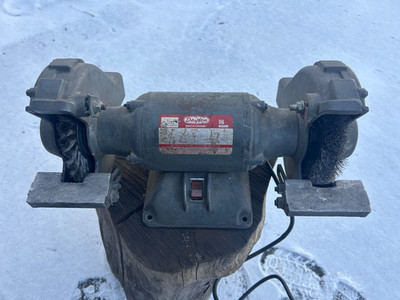 DAYTON Bench Grinder 4Z361  6''  1/3 HP wire wheels
