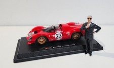 FERRARI 330 P4 DAYTONA (1967) 1:24 & DIORAMA ENZO FERRARI - KK 1:18
