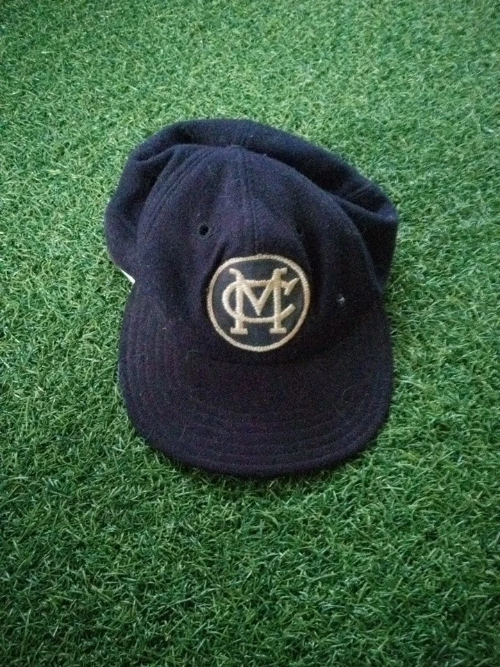 Gorra bordada RARA vintage años 50 Moravian College azul marino. Pennsylvania Foto 2 de 3