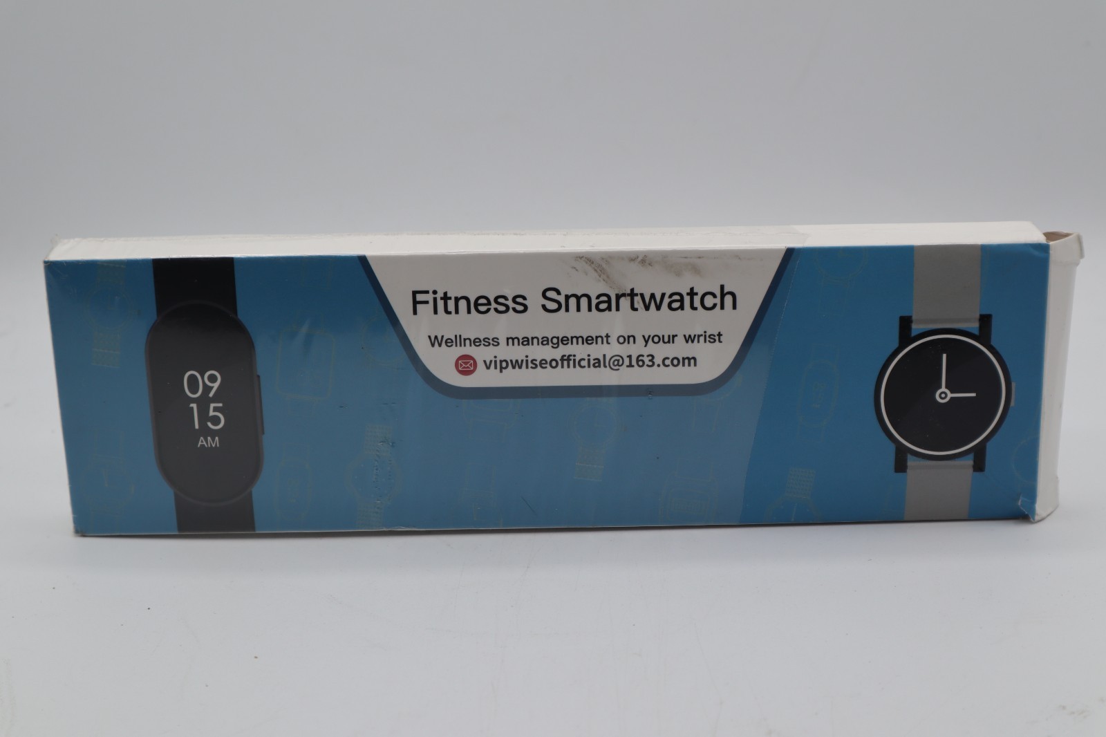Smartwatch fitness gestione benessere al polso. Bianco