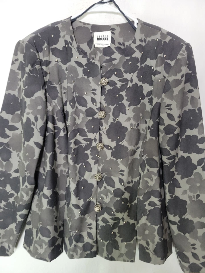 Blazer De Colección Leslie Fay Gris Floral Manga Larga Tachonado Abotonado Para Mujer Talla 16 Foto 2 de 4