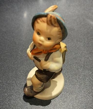 Goebel MJ Hummel Figurine, School Boy #82, 4"