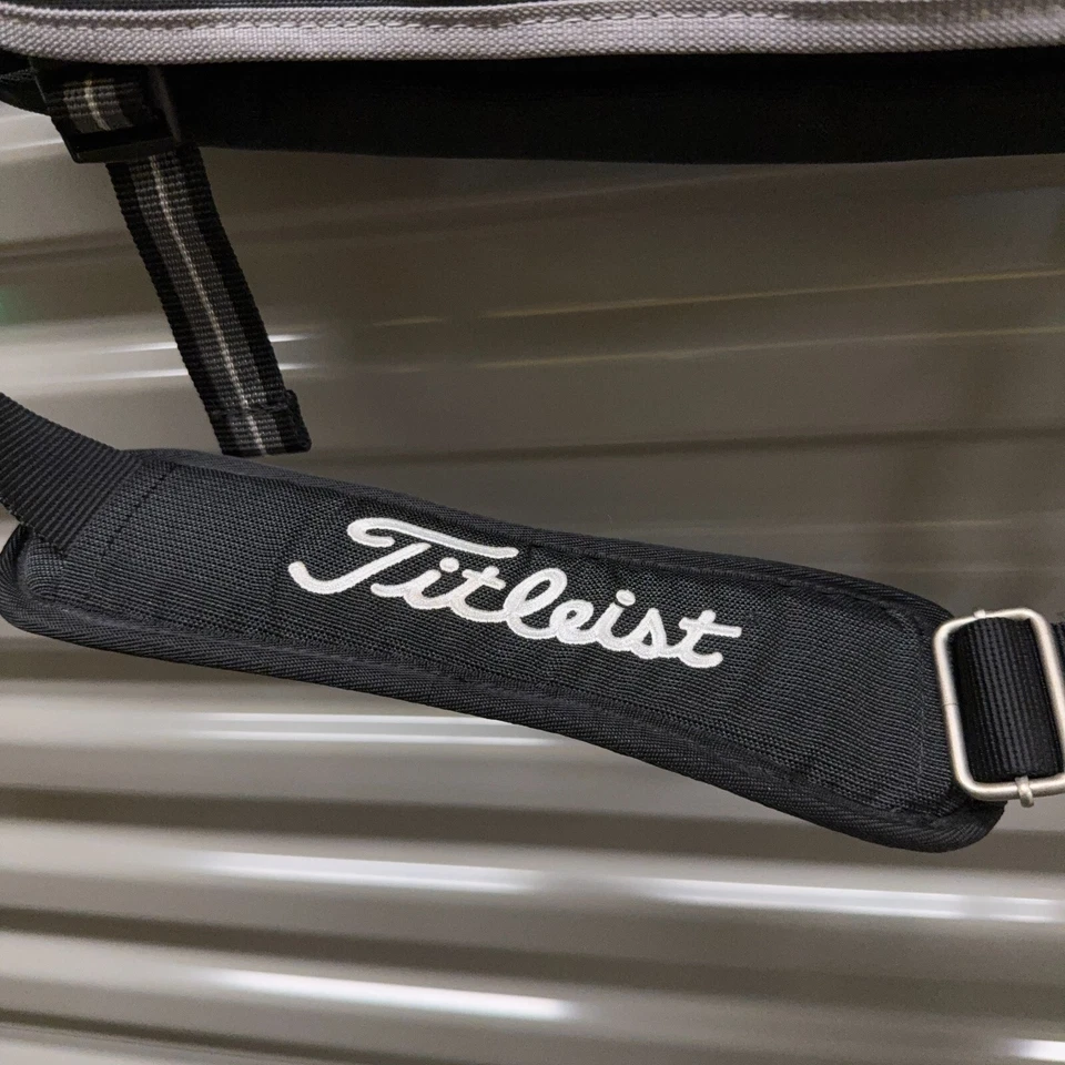 Bolso Mensajero Titleist Negro Laptop Correa para el Hombro Central Dupage Hospital Foto 4 de 4