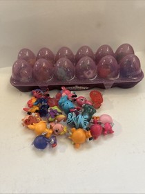 Hatchimals COLLEGGTIBLES 32 piece Fun Lot Giraffe Lion Sloth Zebra Rare Limited