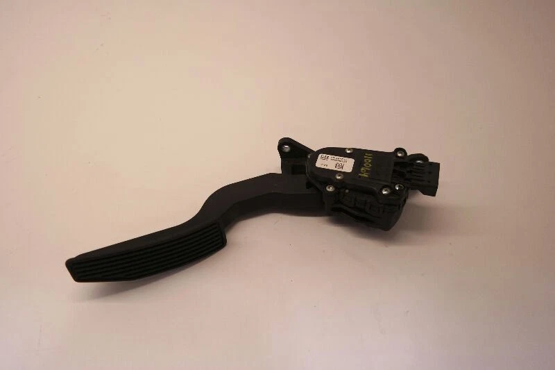 2006 Hummer H3 Gas Accelerator Pedal - Image 2 of 4