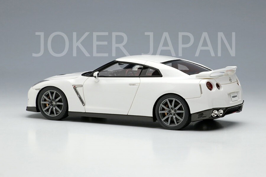 Make UP EIDOLON 1/43 NISSAN GT-R 2014 (Premium edition) White