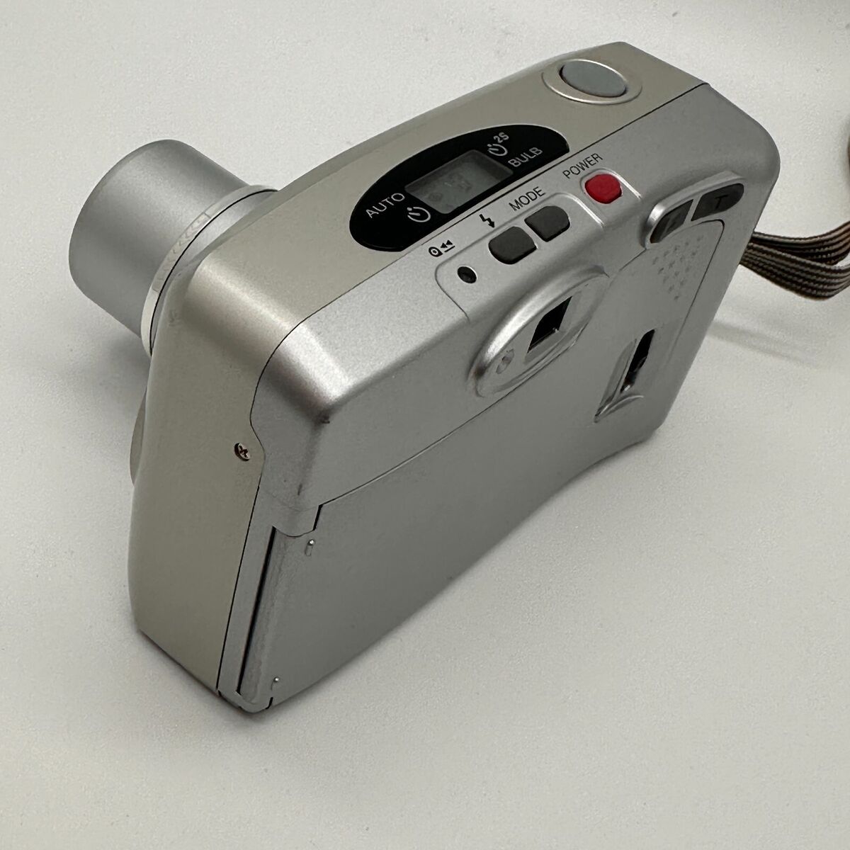Vintage Wizen Z-80 Power Zoom 38-80 mm 35mm Film Camera With Vintage Wizen Z-80 Power Zoom 38-80 mm 35mm Film Camera With