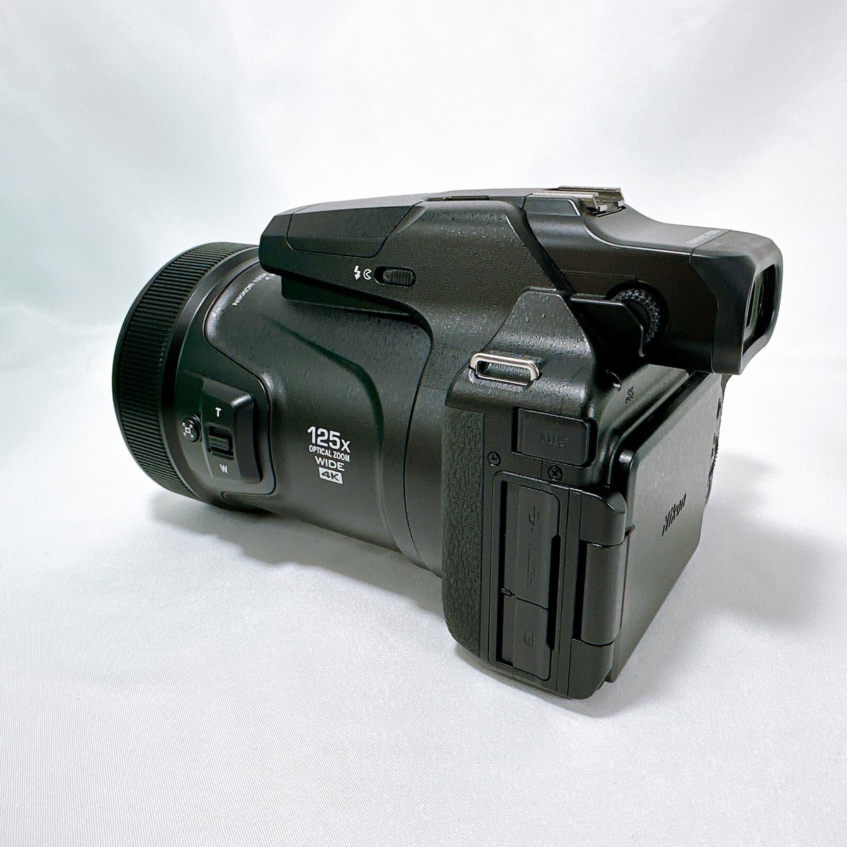 NIKON Coolpix P1000 Black Digital Camera 125x Optical Zoom16MP