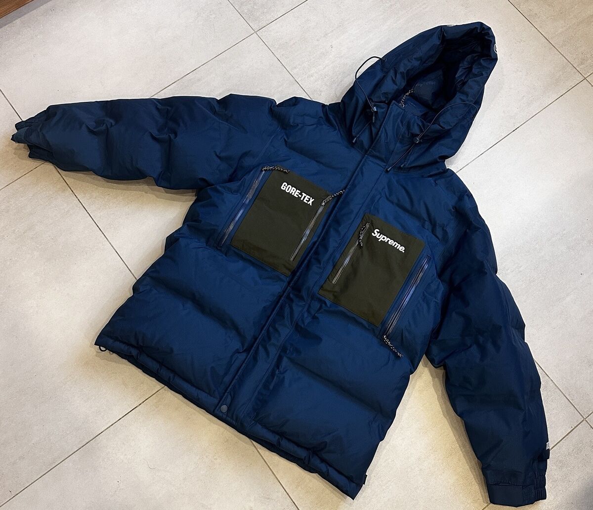 Supreme X Gore-Tex 700-Fill Down Parka Jacket FW19 Men Size Supreme X Gore-Tex 700-Fill Down Parka Jacket FW19 Men Size