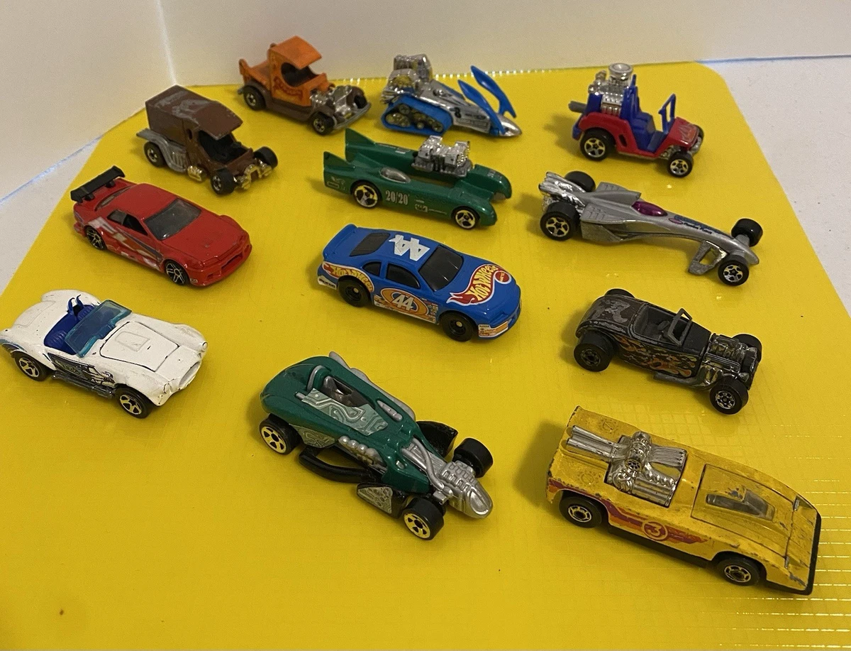 Preços baixos em Veículo Carro 2002 Hot Wheels Ano de Fabricação