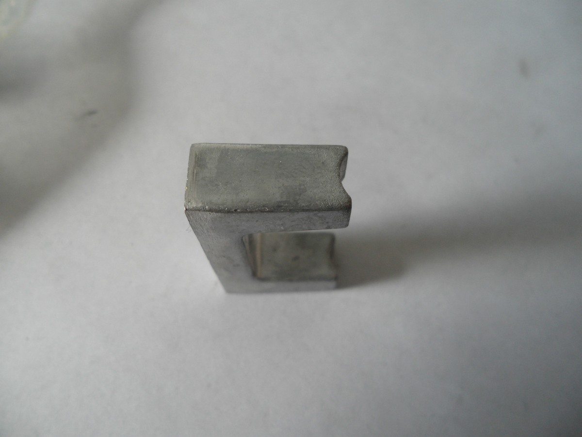 Cahページ Kawasaki Cam Chain Guide Holder Model Number 13091-1084 | eBay