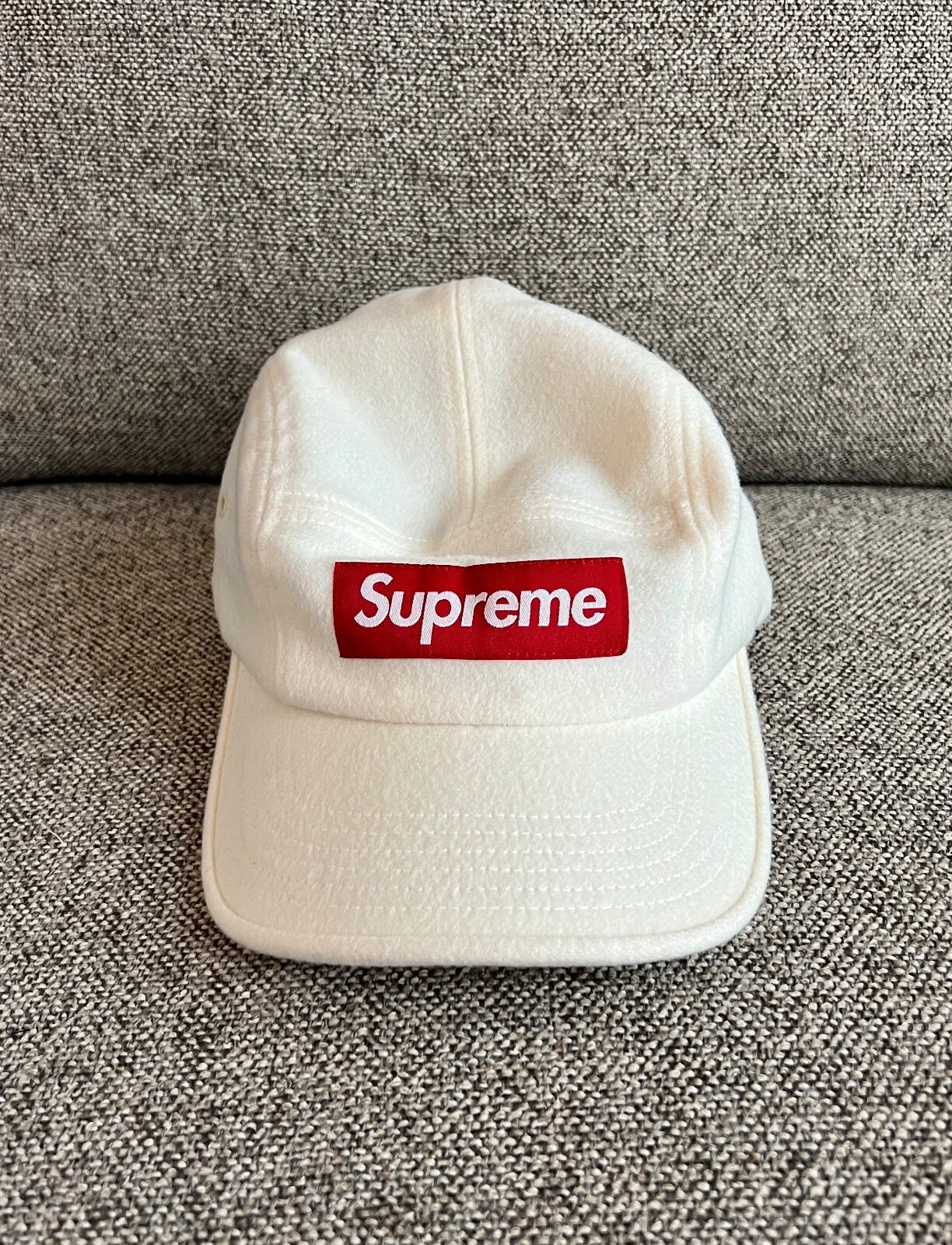 Casquette de camp en laine réglable logo boîte blanche Deadstock Supreme x Loro Piana FW21