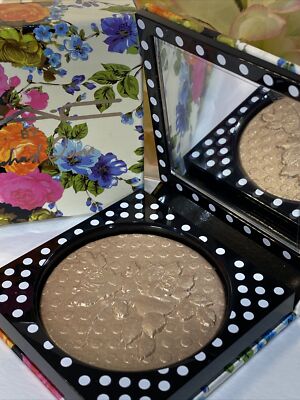MAC Richard Quinn - DAY GLOW - Extra Dimension Skin Finish Lim Ed NIB Free Ship