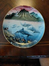 Piatto paradiso subacqueo Danbury come nuovo Robert Lyn Nelson Muse hawaiane