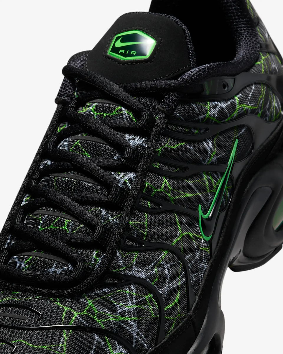 Nike Air Max Plus Trainers in Black/Wolf Grey/Green Strike Nike Air Max Plus Trainers in Black/Wolf Grey/Green Strike